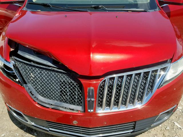 2LMDJ8JK9BBJ09278 - 2011 LINCOLN MKX RED photo 7