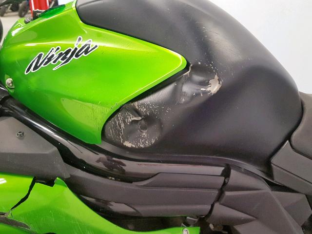 JKAEXEE10EDA16941 - 2014 KAWASAKI EX650 E GREEN photo 14