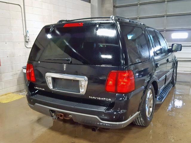 5LMFU28R04LJ02425 - 2004 LINCOLN NAVIGATOR BLACK photo 4