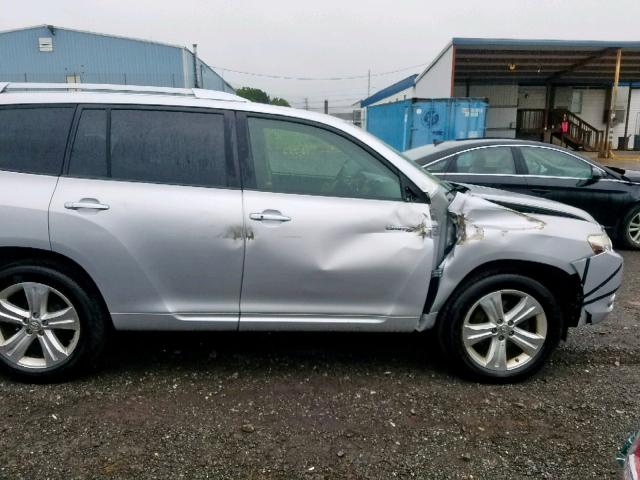 JTEDK3EH2A2162659 - 2010 TOYOTA HIGHLANDER SILVER photo 9