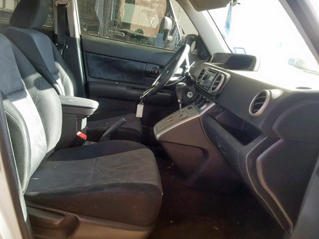 JTLZE4FE4CJ018183 - 2012 TOYOTA SCION XB 白色 照片 5