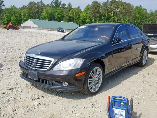 WDDNG71X98A187465 - 2008 MERCEDES-BENZ S 550 BLACK photo 2