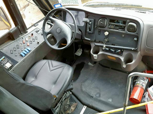 4UZABRDJ79CZ84583 - 2009 FREIGHTLINER CHASSIS B2 黄色 照片 5