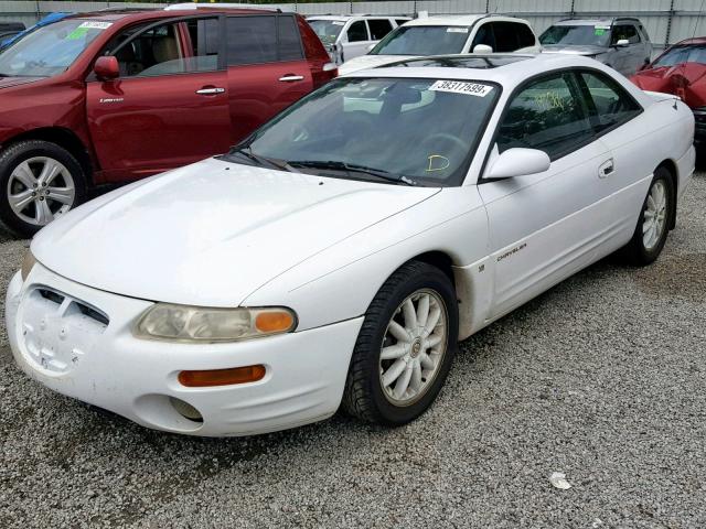 4C3AU52N0XE147336 - 1999 CHRYSLER SEBRING LX WHITE photo 2