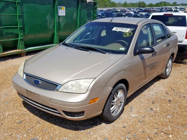 1FAFP34N06W128618 - 2006 FORD FOCUS ZX4 TAN photo 2