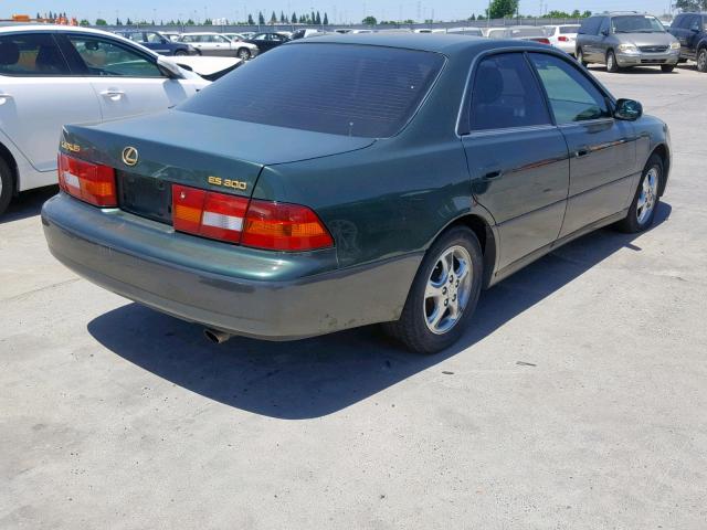 JT8BF28G8X0169647 - 1999 LEXUS ES 300 GREEN photo 4