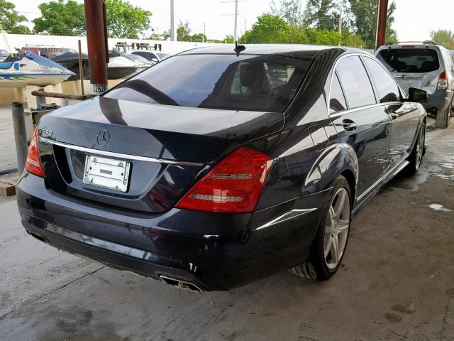 WDDNG7BB2AA318664 - 2010 MERCEDES-BENZ S 550 BLACK photo 4