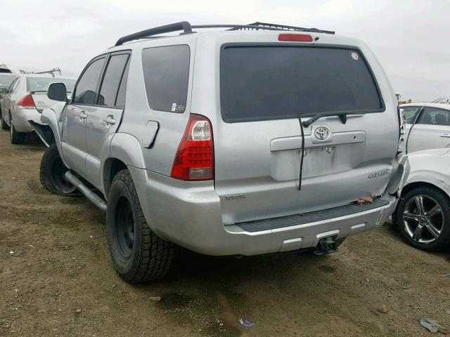 JTEZU14R670093767 - 2007 TOYOTA 4RUNNER SR SILVER photo 3