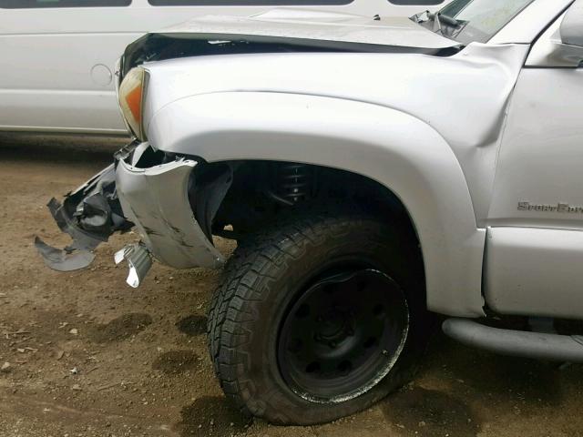 JTEZU14R670093767 - 2007 TOYOTA 4RUNNER SR SILVER photo 9