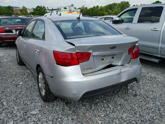 KNAFU4A21D5711105 - 2013 KIA FORTE EX SILVER photo 3