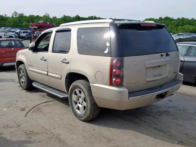 1GKFK638X7J344467 - 2007 GMC YUKON DENA TAN photo 3