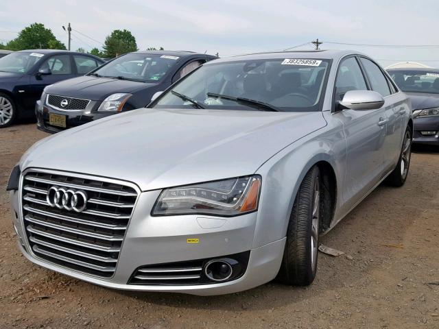 WAUAGAFD2DN008512 - 2013 AUDI A8 QUATTRO SILVER photo 2