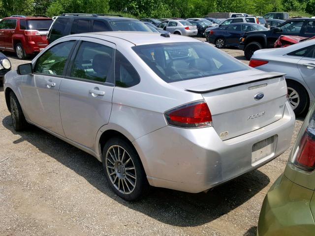 1FAHP3GN2AW237322 - 2010 FORD FOCUS SES SILVER photo 3