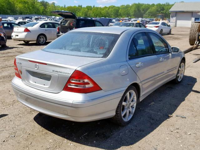 WDBRF40JX3A538661 - 2003 MERCEDES-BENZ C 230K SPO SILVER photo 4