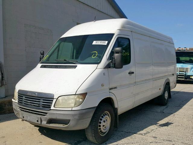 WDYPD744965967960 - 2006 FREIGHTLINER SPRINTER 2 WHITE photo 2