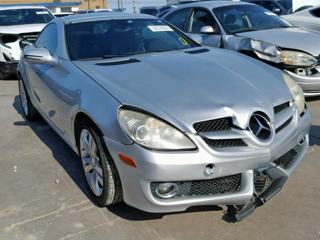 WDBWK58F79F191595 - 2009 MERCEDES-BENZ SLK 350 SILVER photo 1