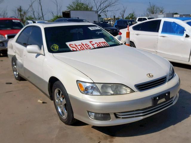 JT8BF28G310293011 - 2001 LEXUS ES 300 WHITE photo 1