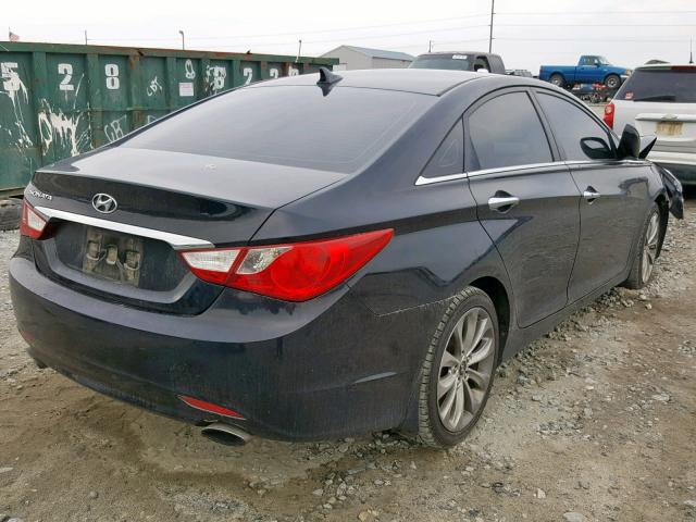 5NPEC4AC4BH129829 - 2011 HYUNDAI SONATA SE BLACK photo 4