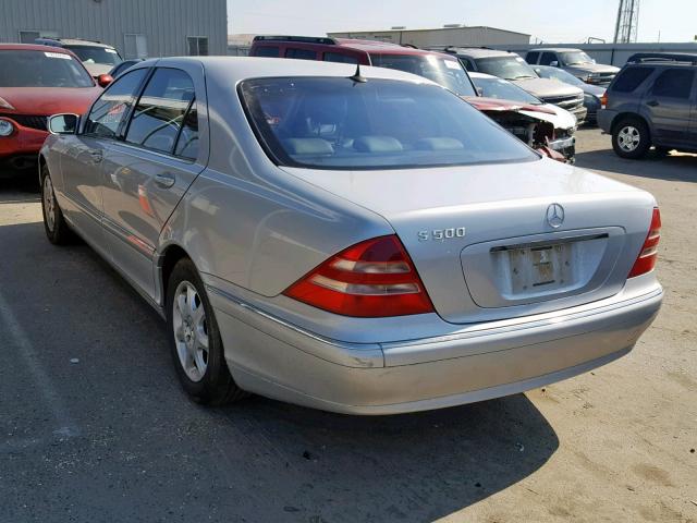 WDBNG75J62A258062 - 2002 MERCEDES-BENZ S 500 SILVER photo 3