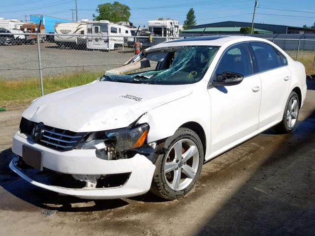 1VWBN7A36CC062515 - 2012 VOLKSWAGEN PASSAT SE WHITE photo 2