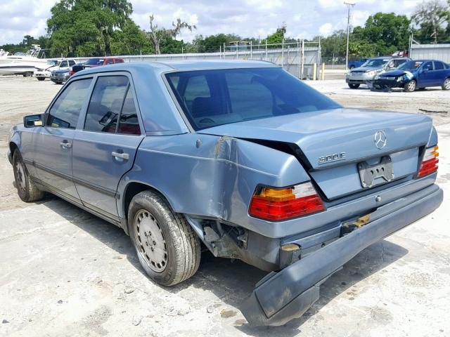 WDBEA30D1GA197237 - 1986 MERCEDES-BENZ 300 E BLUE photo 3