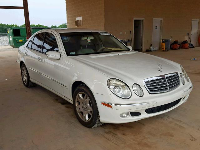 WDBUF65J85A643202 - 2005 MERCEDES-BENZ E 320 WHITE photo 1