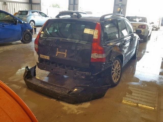 YV1MW382562206980 - 2006 VOLVO V50 2.4I BLACK photo 4