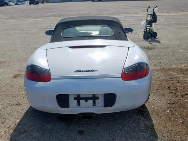 WP0CA2985XU622126 - 1999 PORSCHE BOXSTER WHITE photo 6