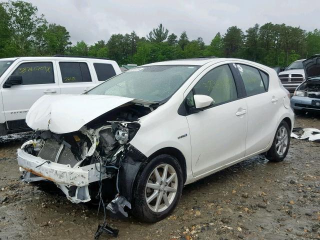 JTDKDTB33C1025771 - 2012 TOYOTA PRIUS C WHITE photo 2