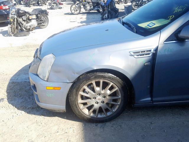 1G6DW67V280102144 - 2008 CADILLAC STS BLUE photo 9