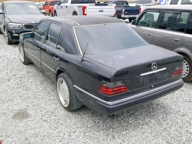 WDBEA28E1PB890410 - 1993 MERCEDES-BENZ 300 E 2.8 BLACK photo 3