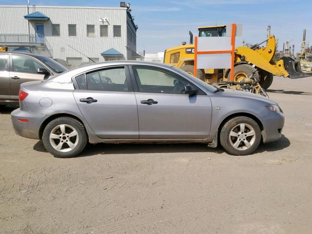 JM1BK12F961525104 - 2006 MAZDA 3 I GRAY photo 9