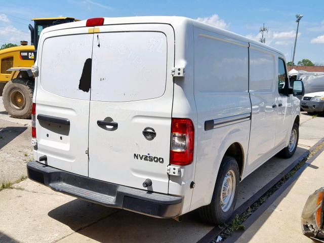 1N6BF0KYXHN803517 - 2017 NISSAN NV 1500 S WHITE photo 4