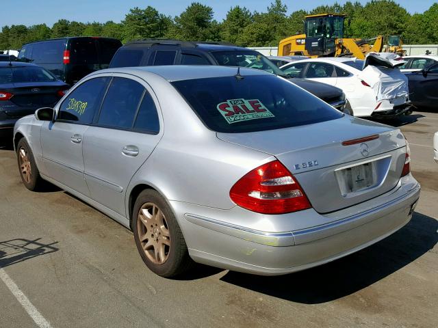 WDBUF65J33A347842 - 2003 MERCEDES-BENZ E 320 SILVER photo 3