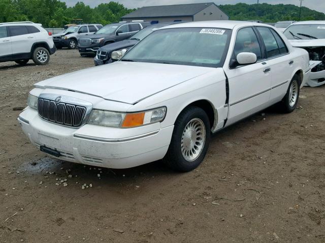 2MEFM75W6YX680387 - 2000 MERCURY GRAND MARQ WHITE photo 2