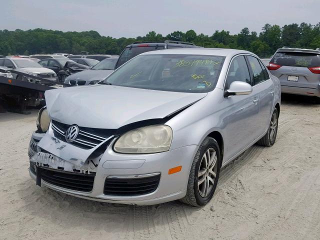 3VWDT71K26M674168 - 2006 VOLKSWAGEN JETTA TDI SILVER photo 2