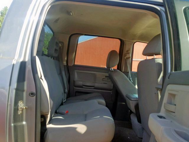 1D7HW48N66S664850 - 2006 DODGE DAKOTA QUA GRAY photo 6