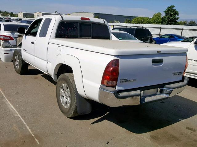 5TETU62N57Z423230 - 2007 TOYOTA TACOMA PRE WHITE photo 3