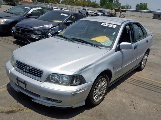 YV1VS275X3F956272 - 2003 VOLVO S40 1.9T SILVER photo 2