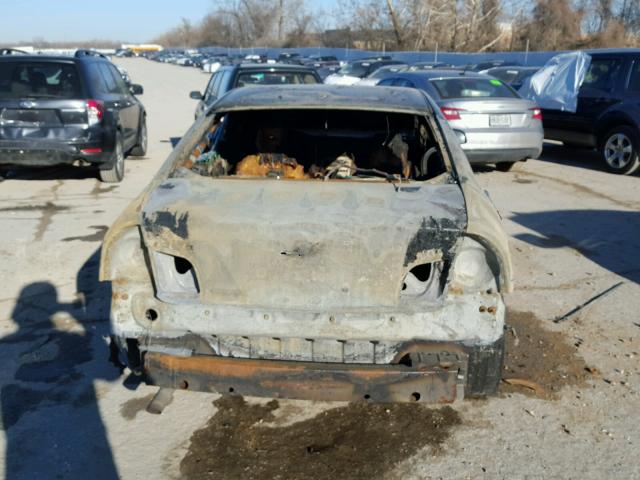 1G1ZB5E13BF150306 - 2011 CHEVROLET MALIBU LS GOLD photo 9