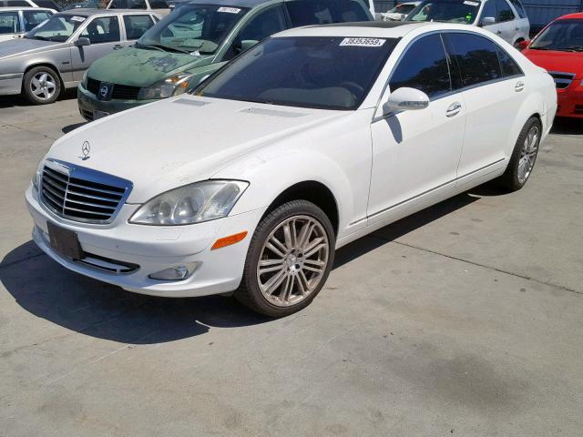 WDDNG71X47A053865 - 2007 MERCEDES-BENZ S 550 WHITE photo 2