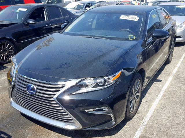 JTHBW1GGXG2107716 - 2016 LEXUS ES 300H BLACK photo 2