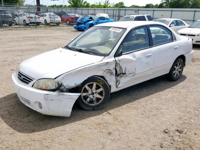 KNAFB121735288412 - 2003 KIA SPECTRA BA WHITE photo 2