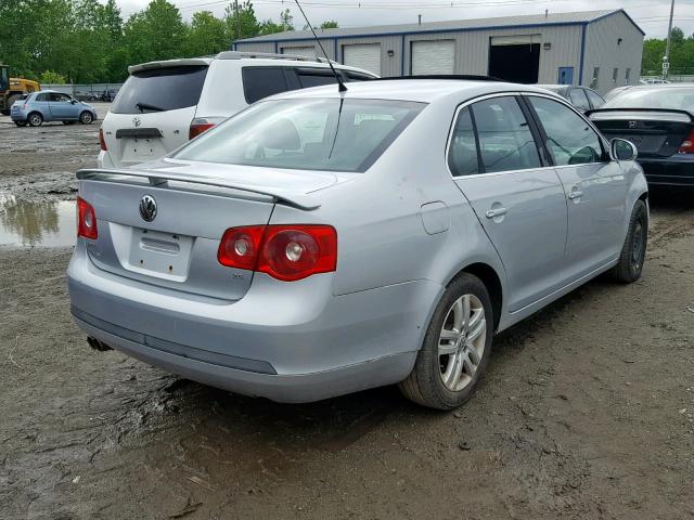 3VWEG71K97M074872 - 2007 VOLKSWAGEN JETTA WOLF SILVER photo 4