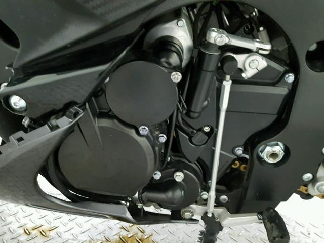 JS1GR7MA1D2102217 - 2013 SUZUKI GSX-R750 BLACK photo 12