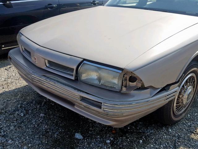 1G3HN53L9PH300784 - 1993 OLDSMOBILE 88 ROYALE GOLD photo 9