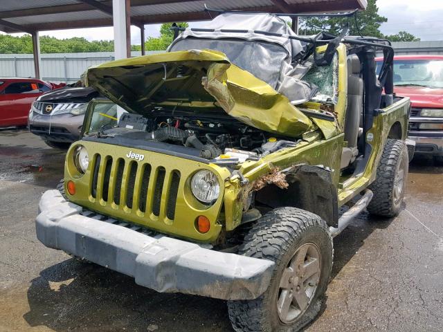 1J4FA24168L616313 - 2008 JEEP WRANGLER X GREEN photo 2