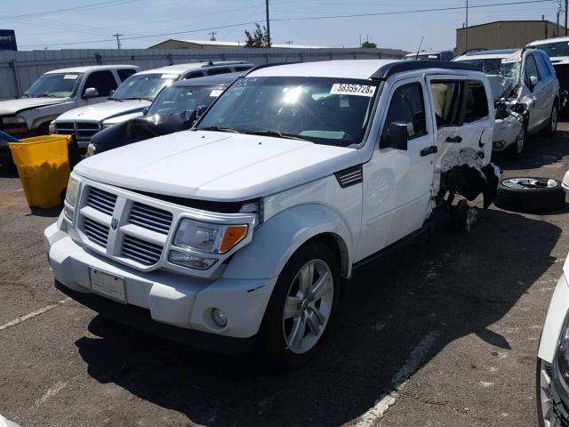 1D4PT4GK6BW522509 - 2011 DODGE NITRO HEAT WHITE photo 2