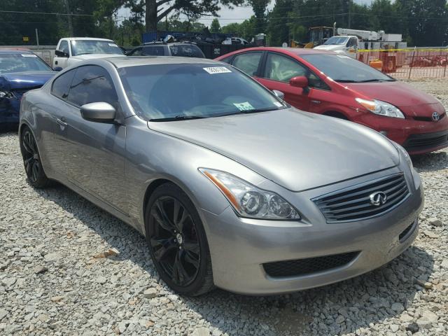 JNKCV64E29M605603 - 2009 INFINITI G37 BASE SILVER photo 1