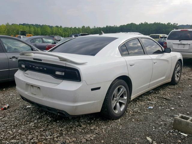 2C3CDXHG2DH577162 - 2013 DODGE CHARGER SX WHITE photo 4